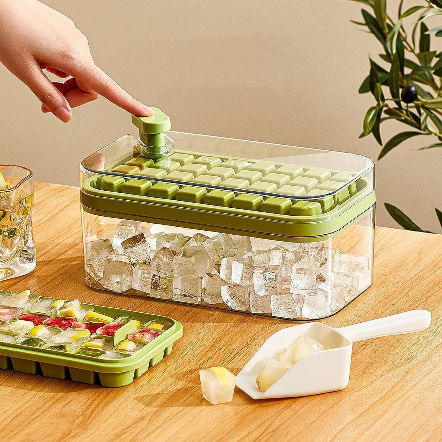 2 Layer Ice Cube Tray , Square Ice Cubes , Cube Storage Container 64 Ice